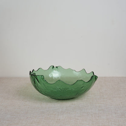 Salad Bowl with irregular design and servers