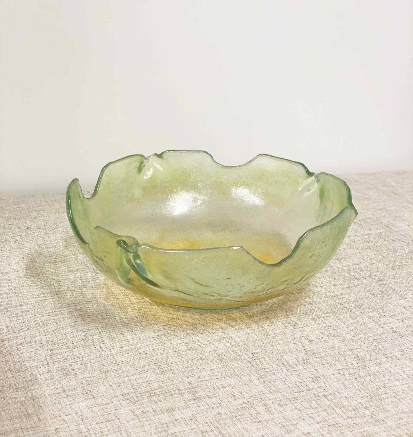 Salad Bowl with irregular design and servers